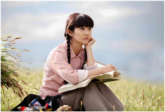 刘琪奕新剧《青谷子》完播 质朴剧照显清新