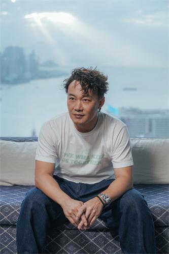 陈奕迅全新单曲致明日的舞送上温暖拥抱