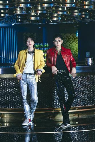 威神V(WayV)-LUCAS&HENDERY 《Jalapeño》宣传照 1.jpg