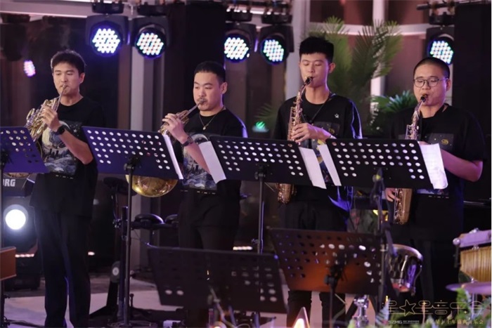 【通稿1106】“星星音乐会”回首十年路，感恩再出发2102.JPG